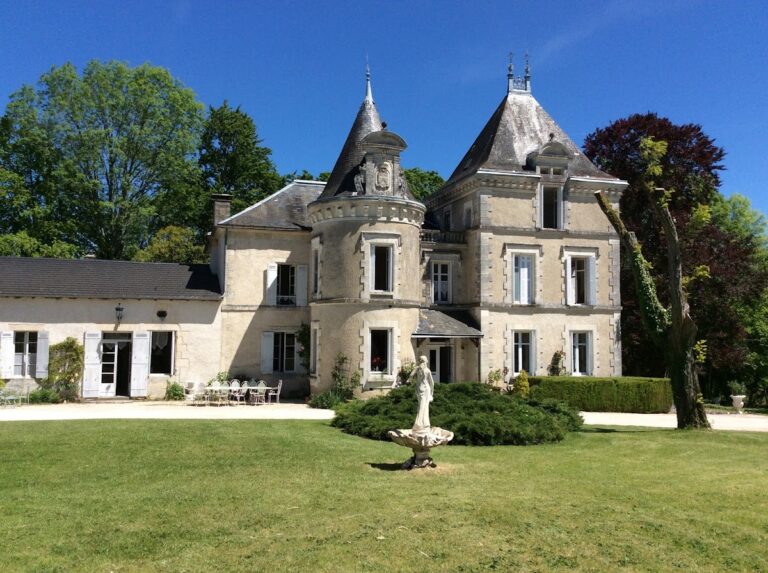 Château de Laubertie: A Historic Estate in France
