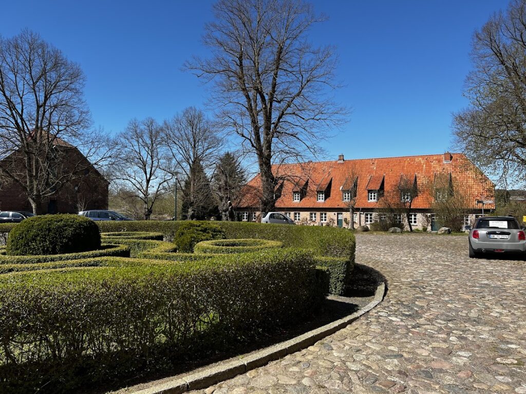 Plüschow Castle: A Rococo Summer Residence and Artists’ Centre in Germany 2 Plüschow Castle