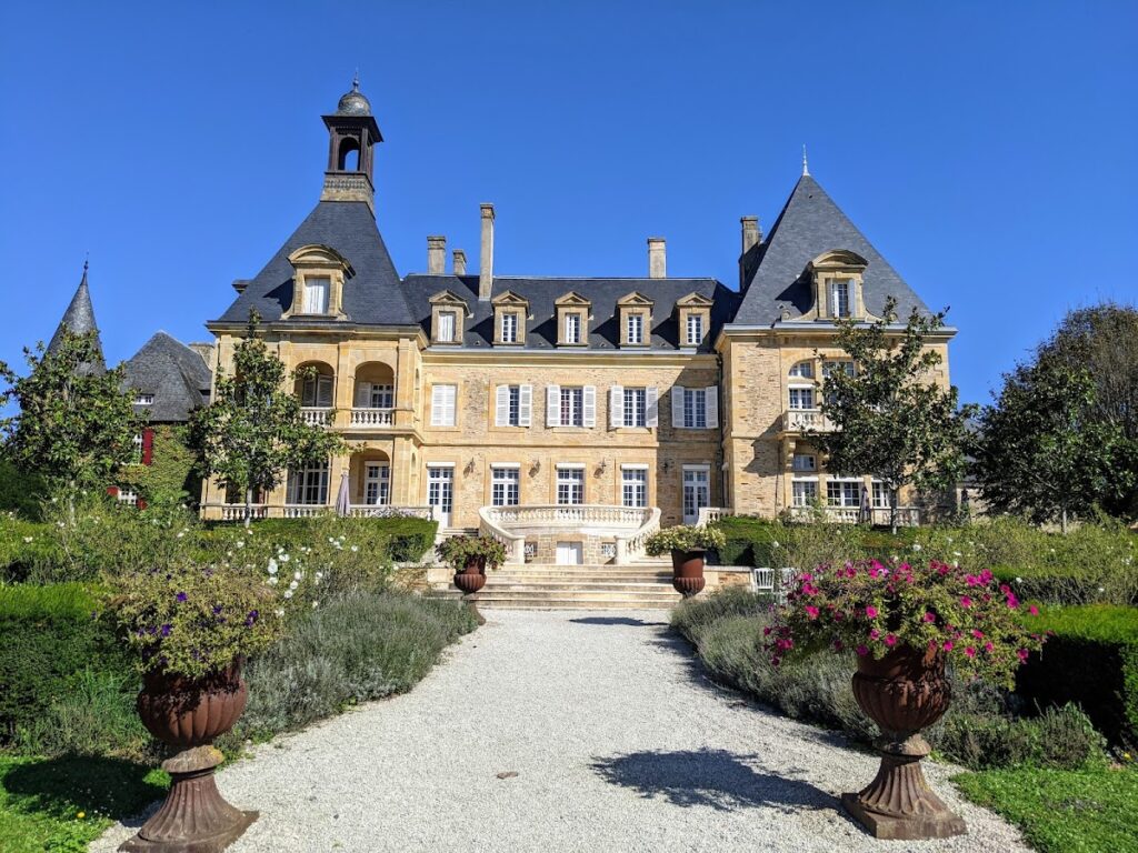 Château d’Essendiéras: A Historic Castle Ensemble and Estate in France 2 Château d'Essendiéras