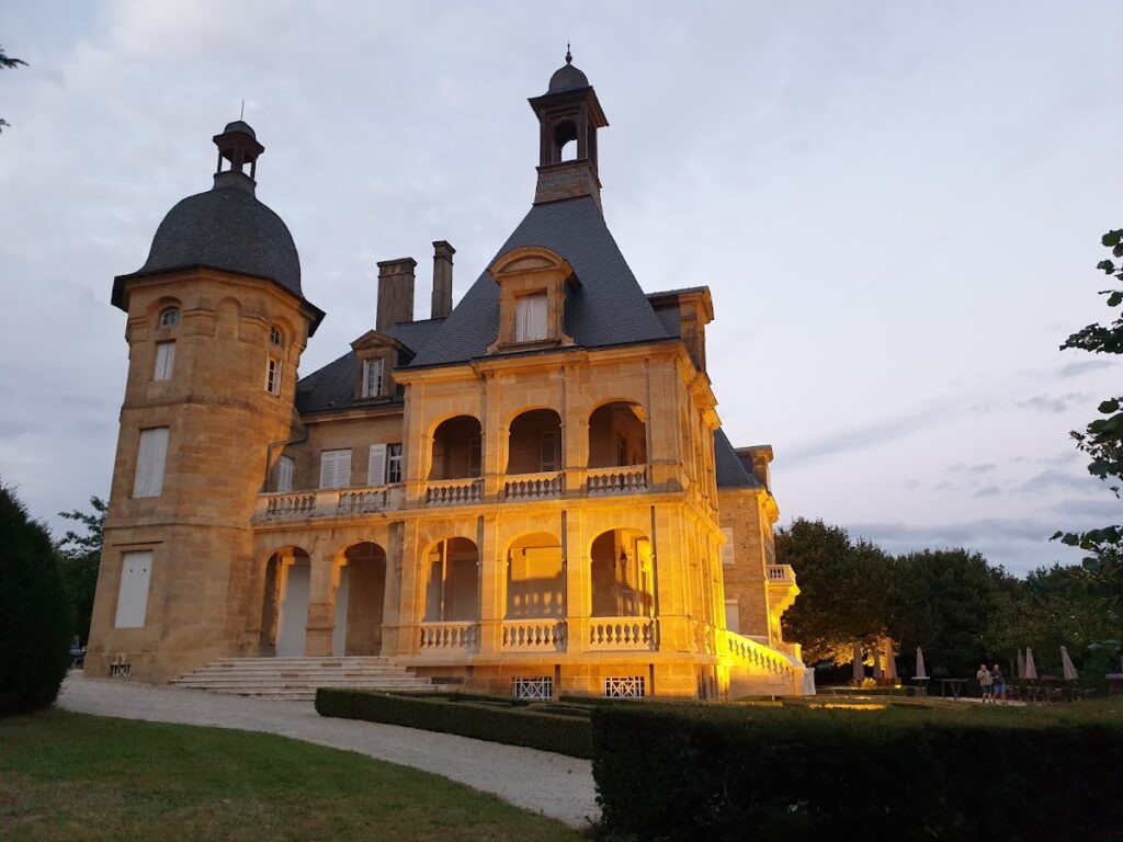 Château d’Essendiéras: A Historic Castle Ensemble and Estate in France 5 Château d'Essendiéras