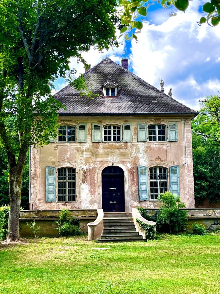 Appelhof: A Rococo Hunting and Pleasure Château in Germany