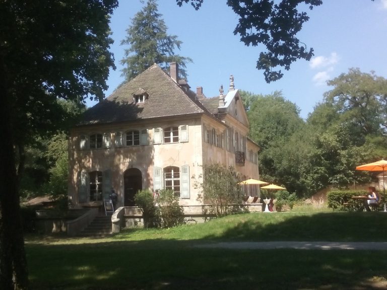 Appelhof: A Rococo Hunting and Pleasure Château in Germany