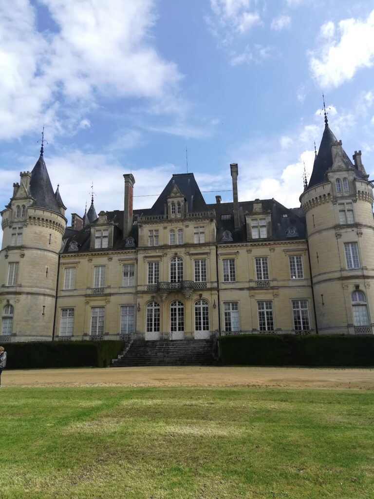 Château du Luart: A Nineteenth-Century Château Estate in France