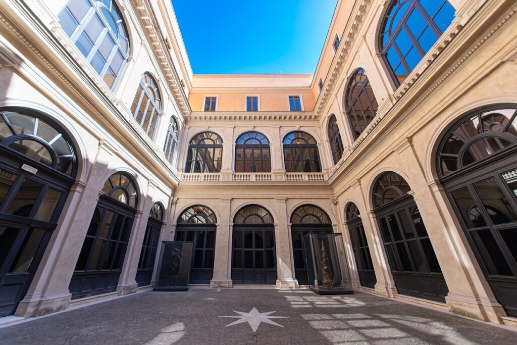 Palazzo Sciarra Colonna di Carbognano: A Colonna Palace in Rome 3 Palazzo Sciarra Colonna di Carbognano