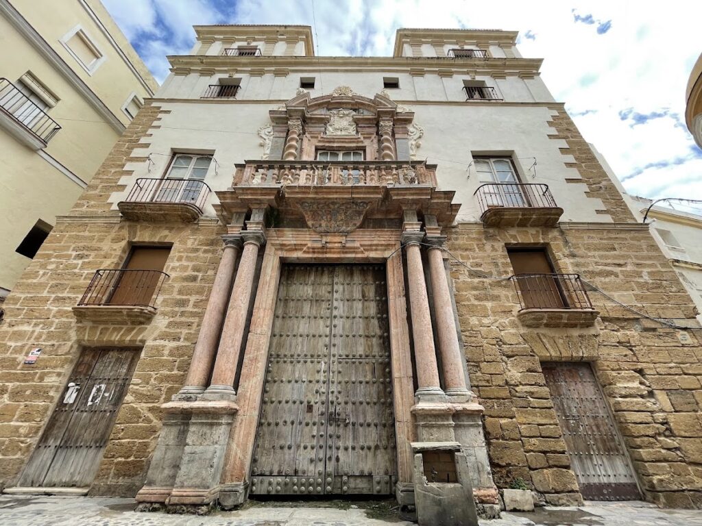 Casa del Almirante: A Baroque Palace-House in Cádiz 1 Casa del Almirante
