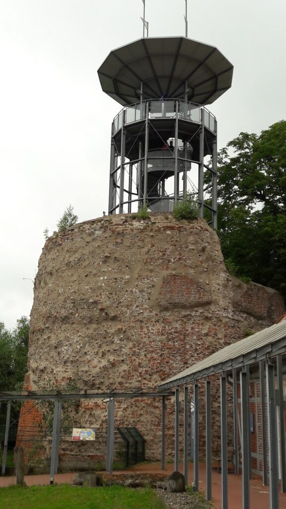 Elbschloss Bleckede: A Medieval Castle and Later Palace Complex in Germany 2 Elbschloss Bleckede