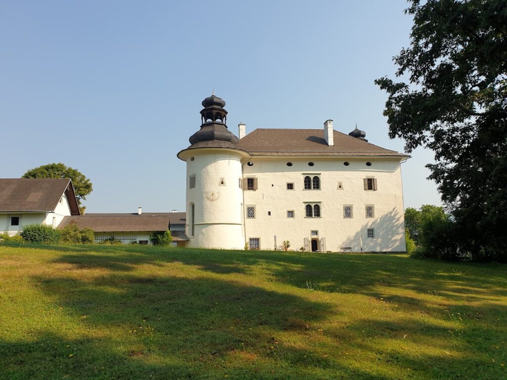 Gradisch Castle: A Renaissance Residence in Austria 1 Schloss Gradisch