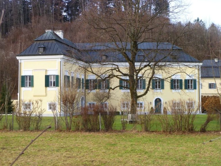 Schloss Montfort, Hellbrunn: A Salzburg Estate and Hunting Lodge