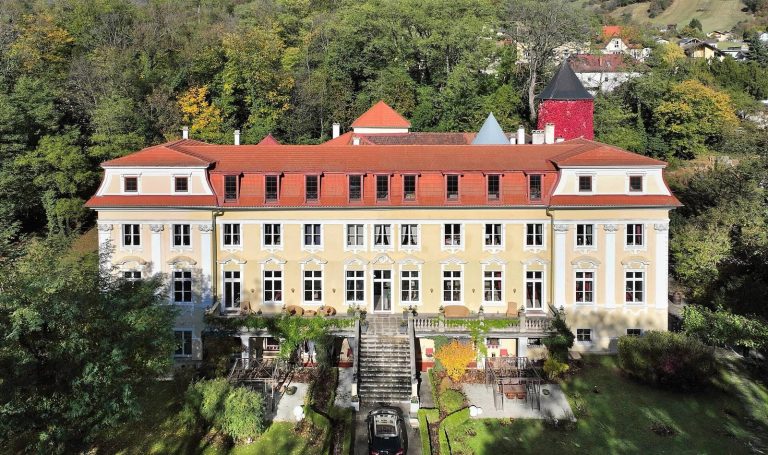 Stuppach Castle: Ancestral Seat and Cultural Venue in Austria