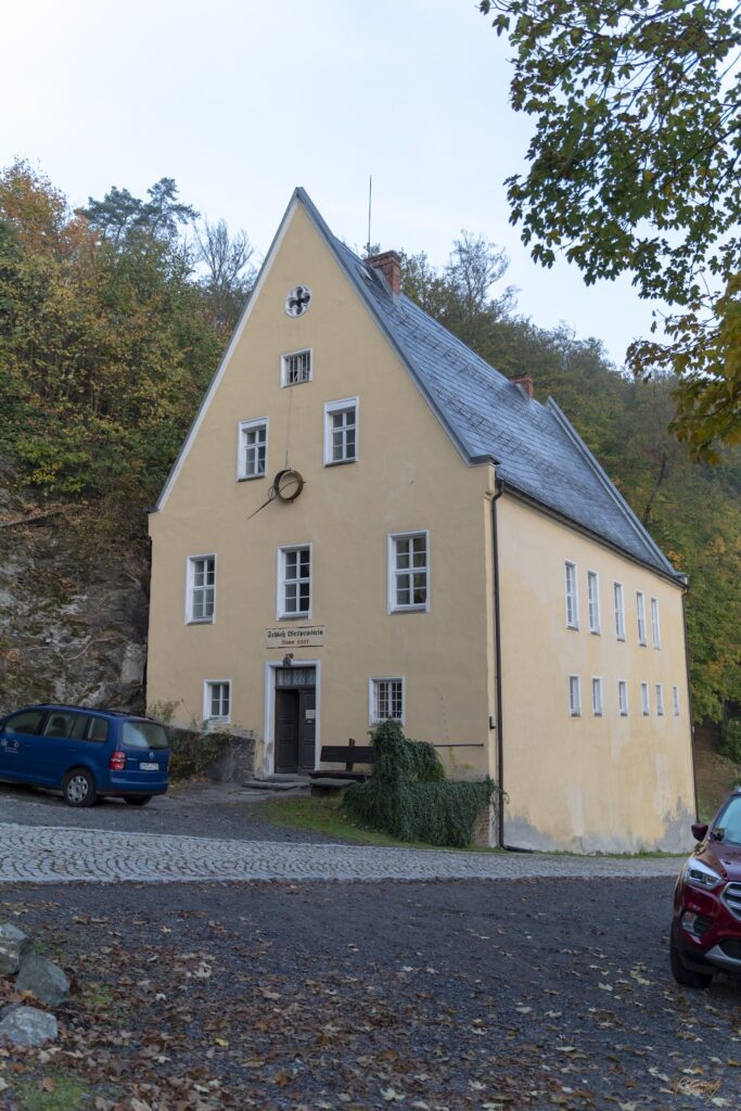 Schloss Wespenstein: A Medieval Hilltop Castle in Germany 2 Schloss Wespenstein