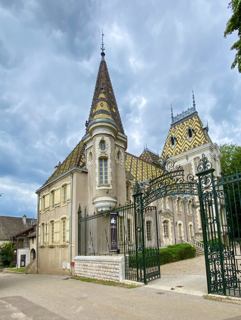 Château Corton C.: A Nineteenth-Century Wine Estate in Burgundy 3 Château Corton C.