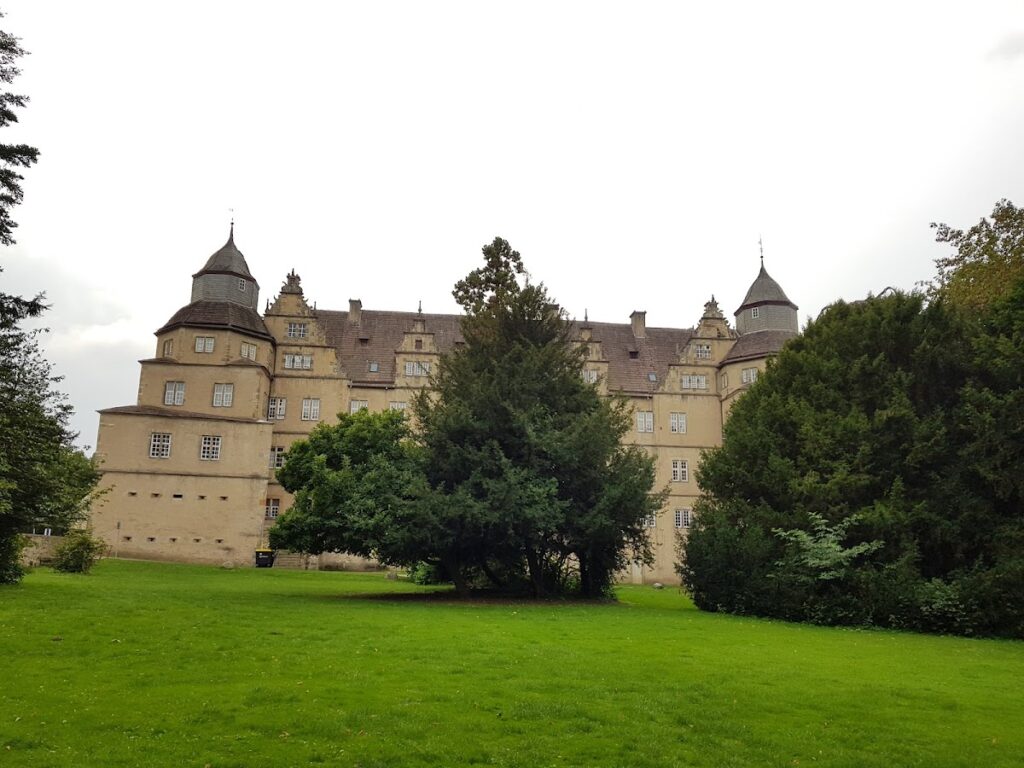 Schloss Varenholz: A Weser Renaissance Castle in Germany 1 Schloss Varenholz