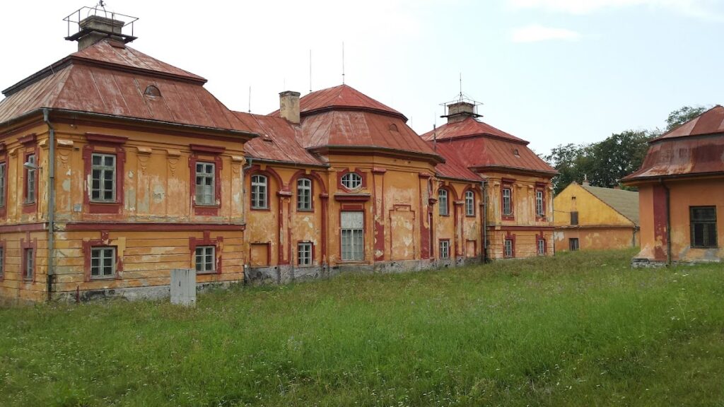 Ferdinandsko: A High-Baroque Hunting Lodge in Czechia 1 Ferdinandsko