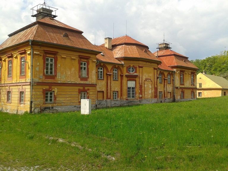 Ferdinandsko: A High-Baroque Hunting Lodge in Czechia