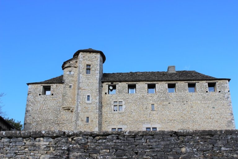 Maison forte de Montagnieu: A Fourteenth- and Fifteenth-Century Fortified House in France