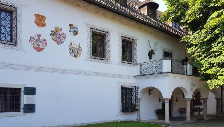 Schloss Weyer: A Historic Estate and Castle in Gmunden, Austria