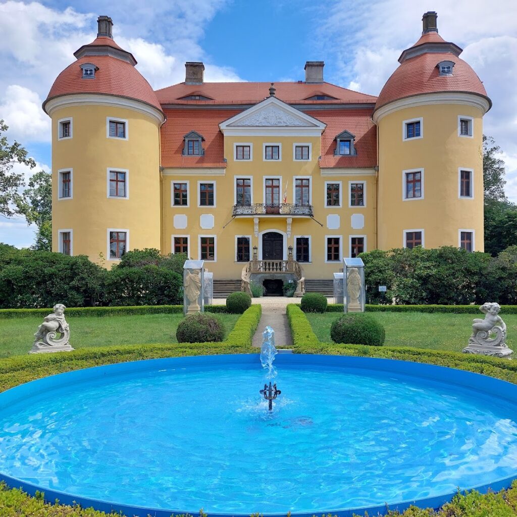 Schloss Milkel: A Baroque Moated Country Estate in Germany 1 Schloss Milkel