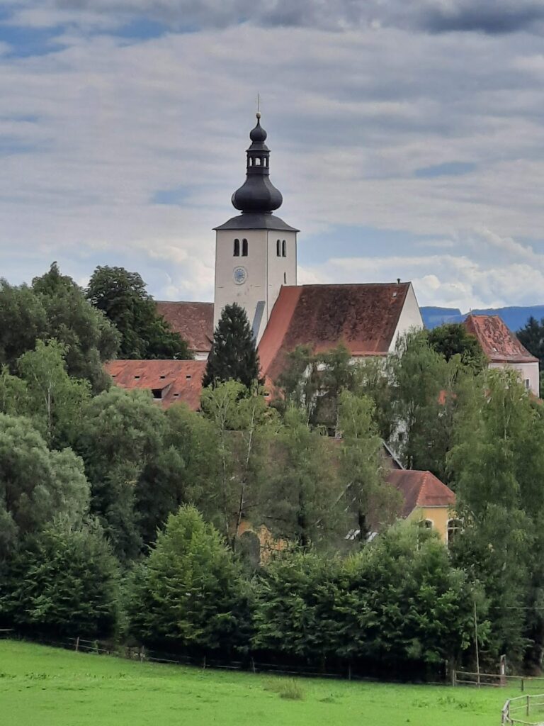 Piber Castle: A Baroque Ecclesiastical Estate and Lipizzaner Administration Center in Austria 3 Piber Castle