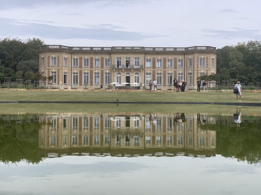 Château de Belbeuf: An Eighteenth-Century Residence in France 2 Château de Belbeuf