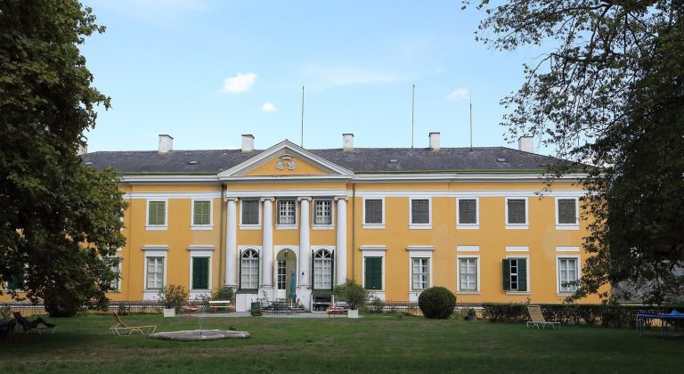 Schloss Draskovich: A Classicist Summer Residence in Güssing, Austria