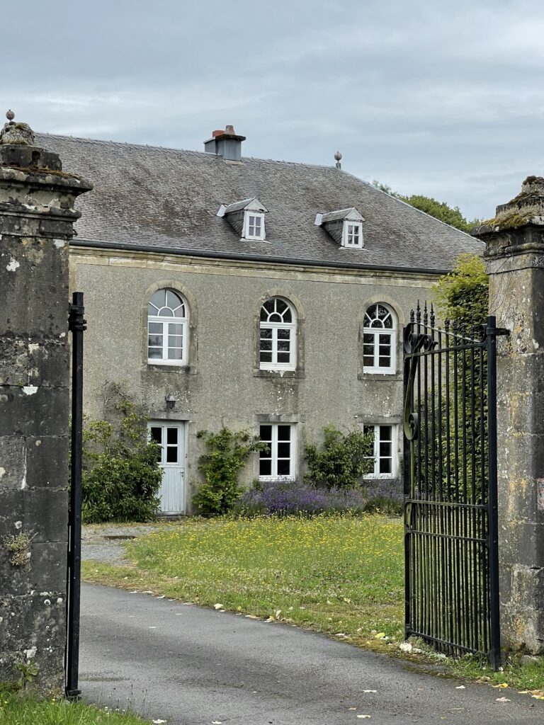 Guirsch Castle: An Eighteenth-Century Seigneurial Residence in Belgium 2 Guirsch Castle