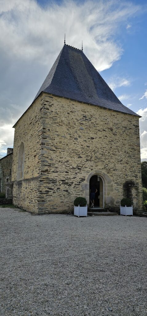 Château de Callac: A Renaissance Manor Complex in Brittany 2 château de Callac