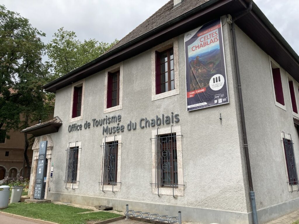 Château de Sonnaz: A Historic Residence and Museum in Thonon-les-Bains 2 Château de Sonnaz