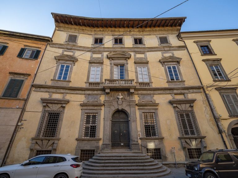 Palazzo Quaratesi: A Medici Palace and Academy in Pisa