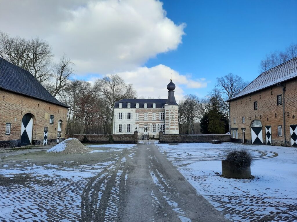 Reijmersbeek Castle: Seat of a Historic Lordship in the Netherlands 2 Reijmersbeek Castle