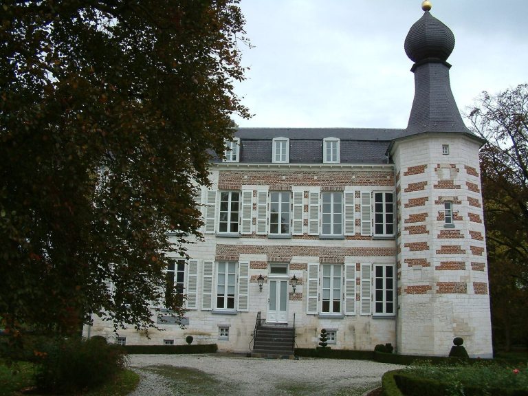Reijmersbeek Castle: Seat of a Historic Lordship in the Netherlands