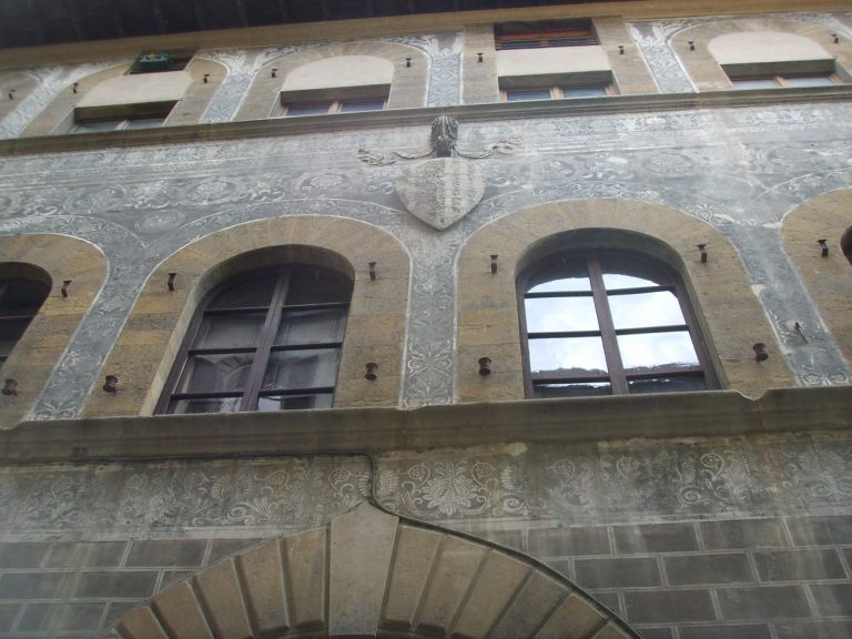 Palazzo Spinelli: A Renaissance Palace in Florence