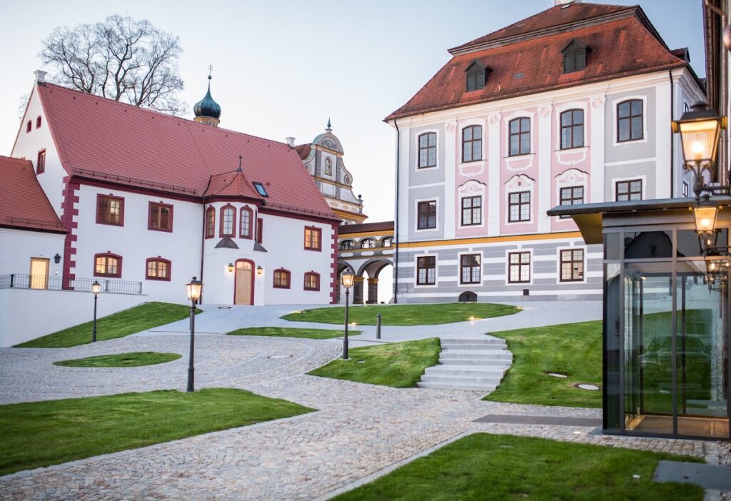 Schloss Leitheim: A Rococo Summer Residence in Germany 1 Schloss Leitheim