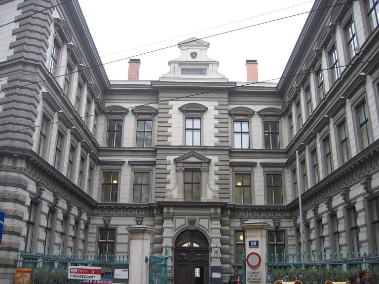 Palais Strozzi: A Historic Summer Palace in Vienna