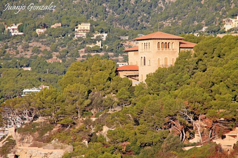 Palace of Marivent: A Modern Royal Residence in Mallorca