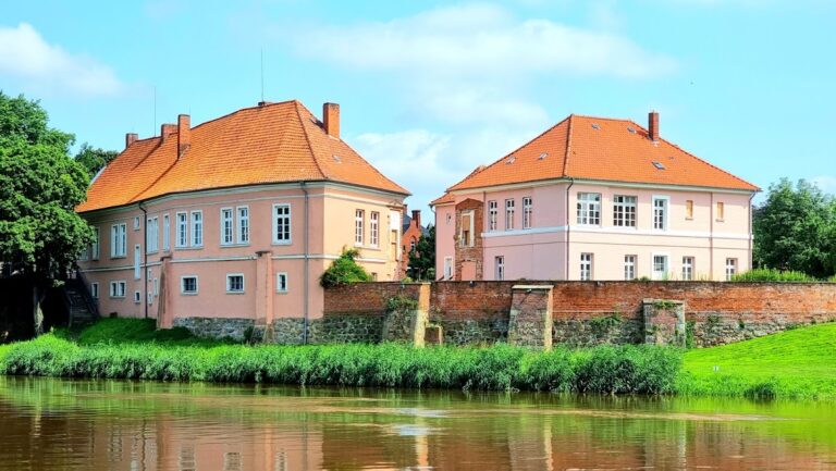 Schloss Hoya: The Former Residence of the Counts of Hoya in Germany