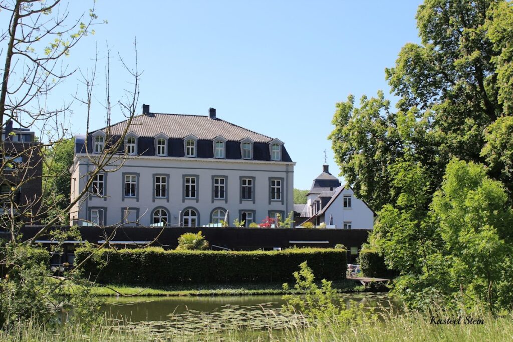Stein Castle: A Moated Medieval Castle Complex in the Netherlands 2 Stein Castle