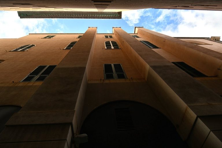 Palazzo dell’Accademia ligustica di belle arti: An Academy Palace in Genoa