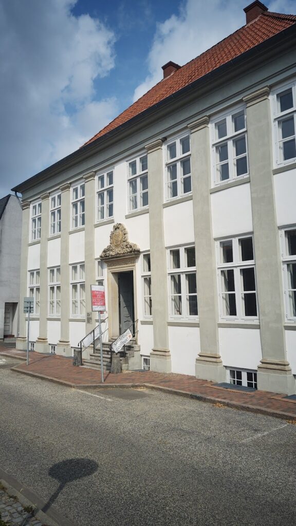 Palais für aktuelle Kunst: A Contemporary Art Museum in Glückstadt 1 Palais für aktuelle Kunst