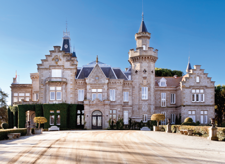 Palacio de El Castañar: A Historicist Estate Palace in Spain
