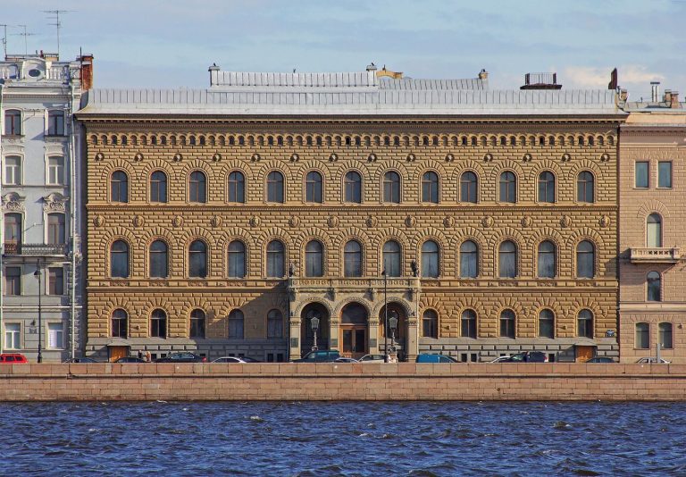 Vladimir Palace: An Imperial Residence on Saint Petersburg’s Neva Embankment