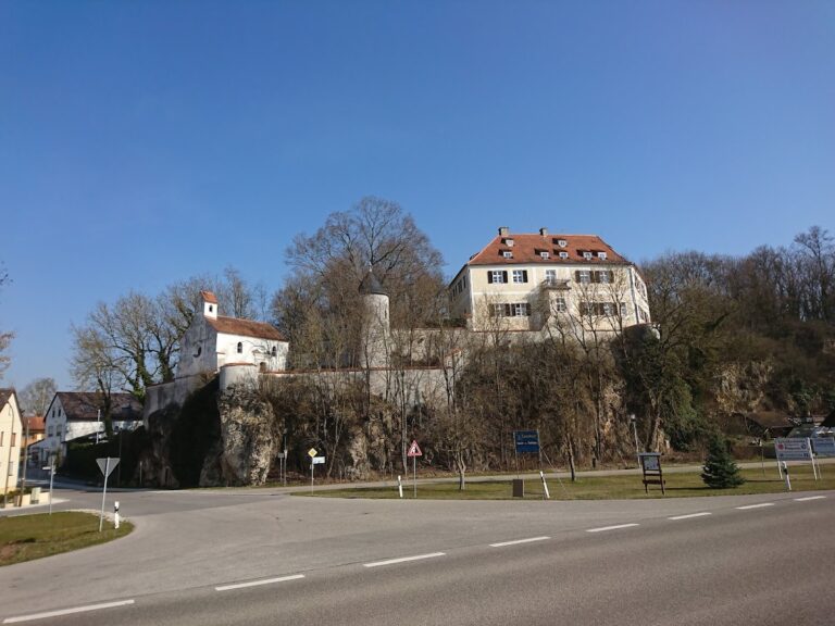 Schloss Wackerstein: A Medieval Castle and Palace in Bavaria
