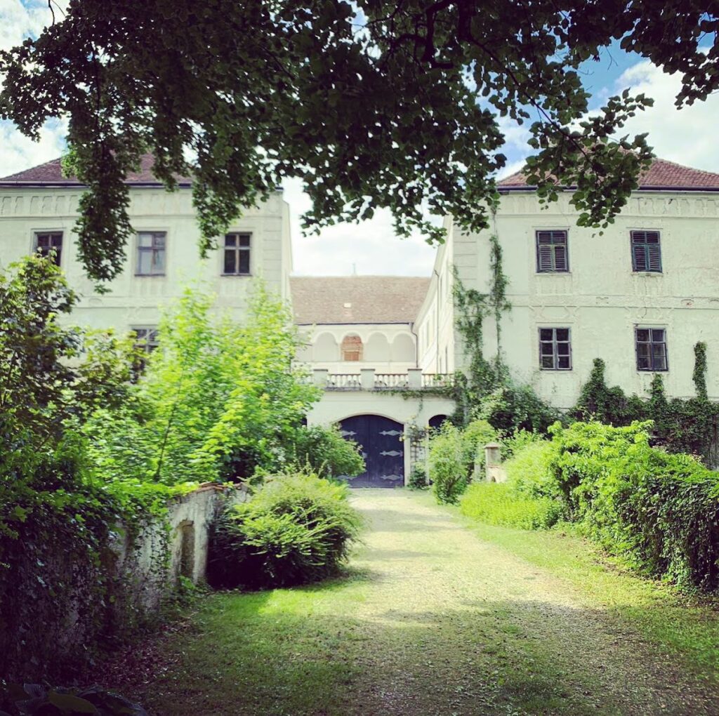 Schloss Katzenberg: A Castle and Baroque Palace in Austria 1 Schloss Katzenberg