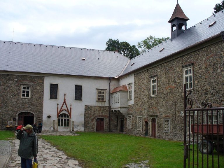 Herálec Castle: A Czech Residence Rebuilt in Neo-Gothic Style