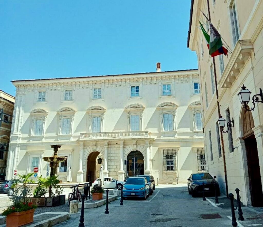 Palazzo Pica Alfieri: A Baroque Palace in L'Aquila 2 Palazzo Pica Alfieri