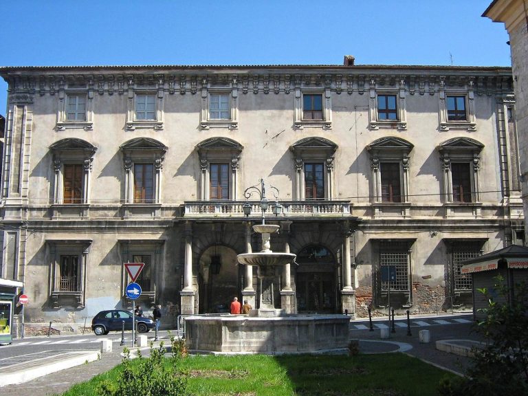 Palazzo Pica Alfieri: A Baroque Palace in L’Aquila