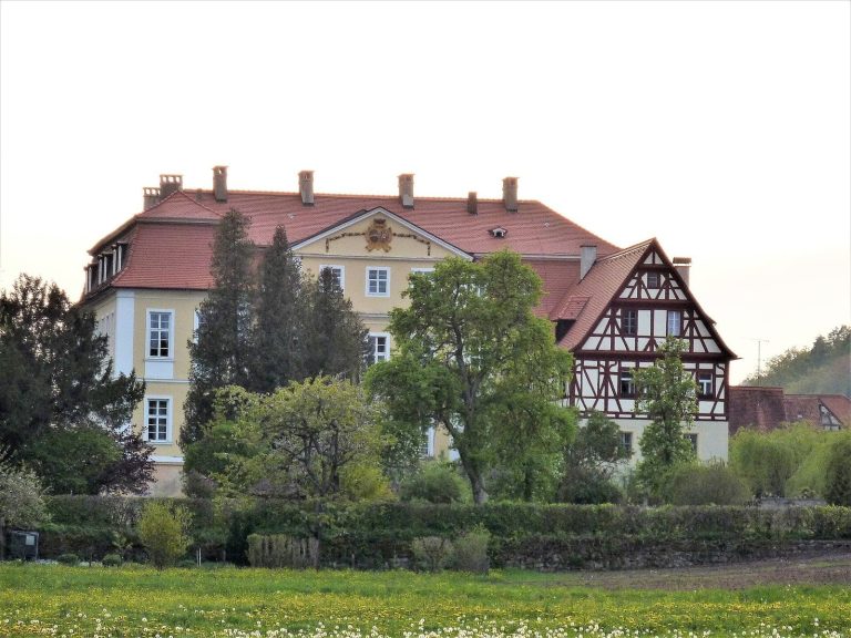 Schloss Rügland: An Early-Modern Water Castle in Germany
