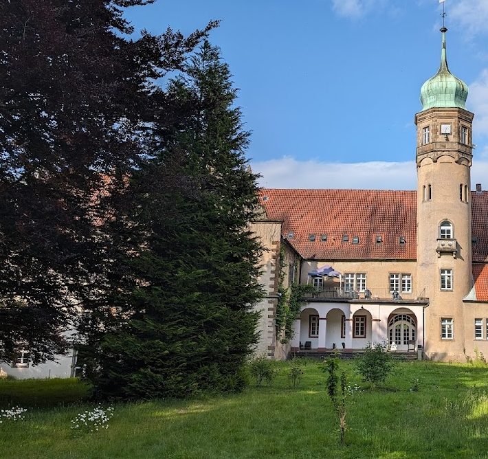 Schloss Ulenburg: A Weser Renaissance Water Castle in Germany 2 Schloss Ulenburg