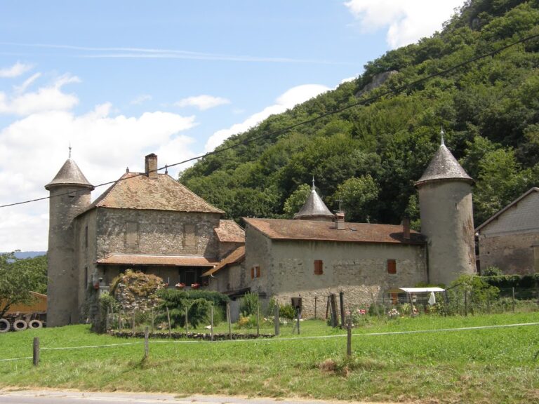 Château d’Étrembières: A Former Fortified Residence in France
