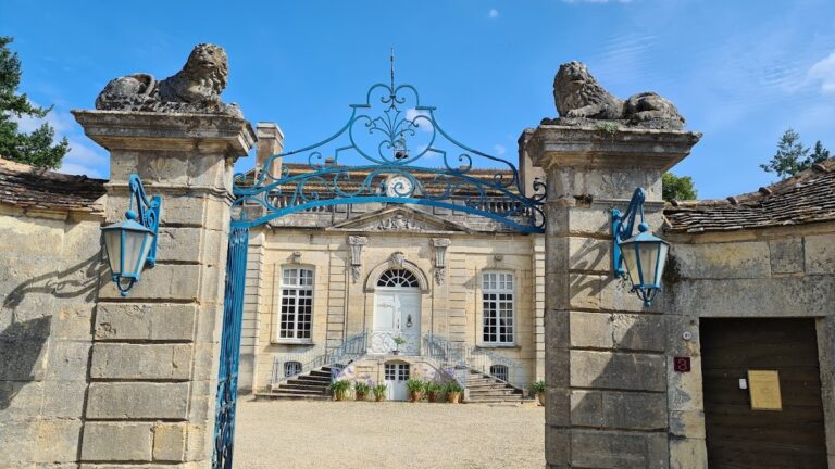 Château de Beaumont-sur-Vingeanne: An Eighteenth-Century Classical Residence in France