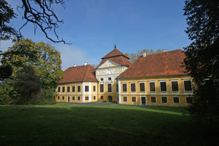 Schloss Kirchberg an der Raab: A Baroque Palace in Austria